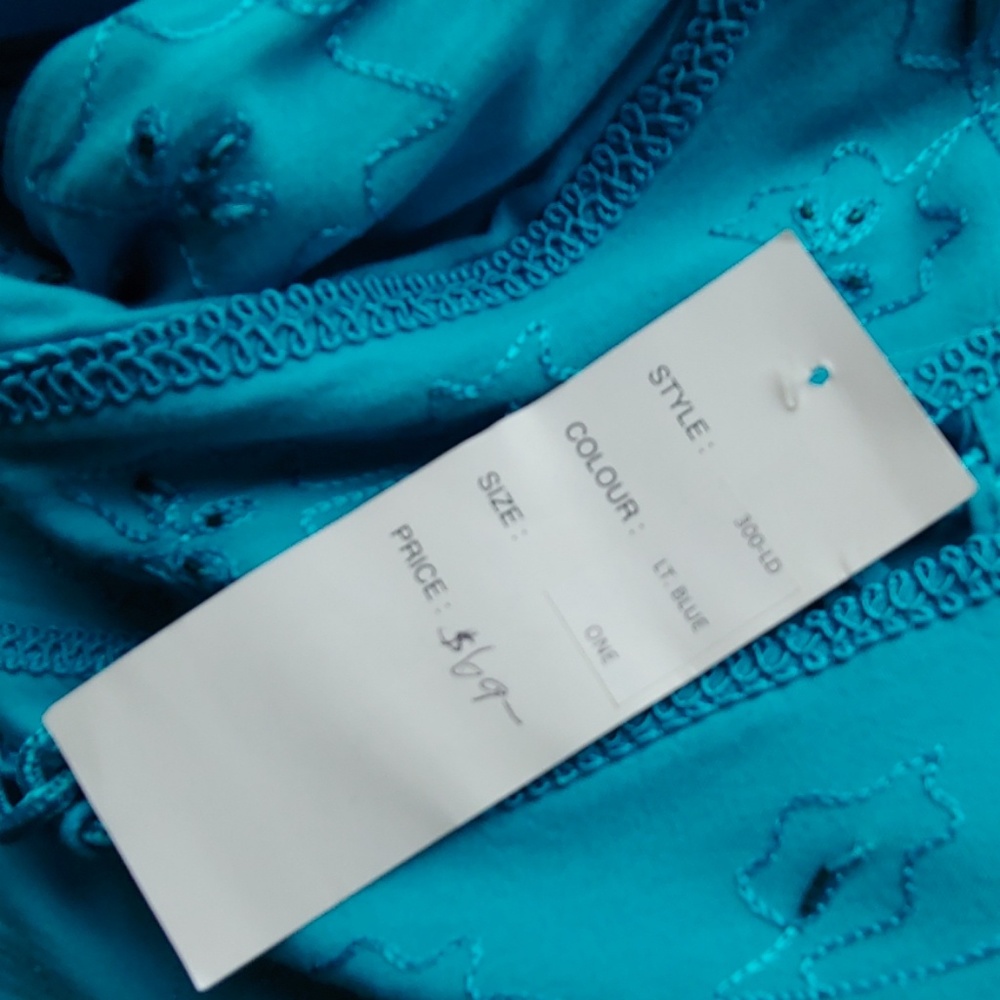 Dress - Picture 6 of 8
